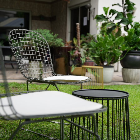 HandO Wire chair and cage table outdoor furniture collection