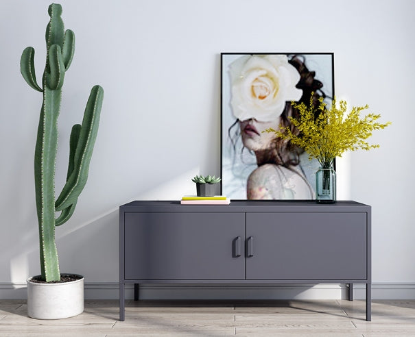 Scarlett Metal Console
